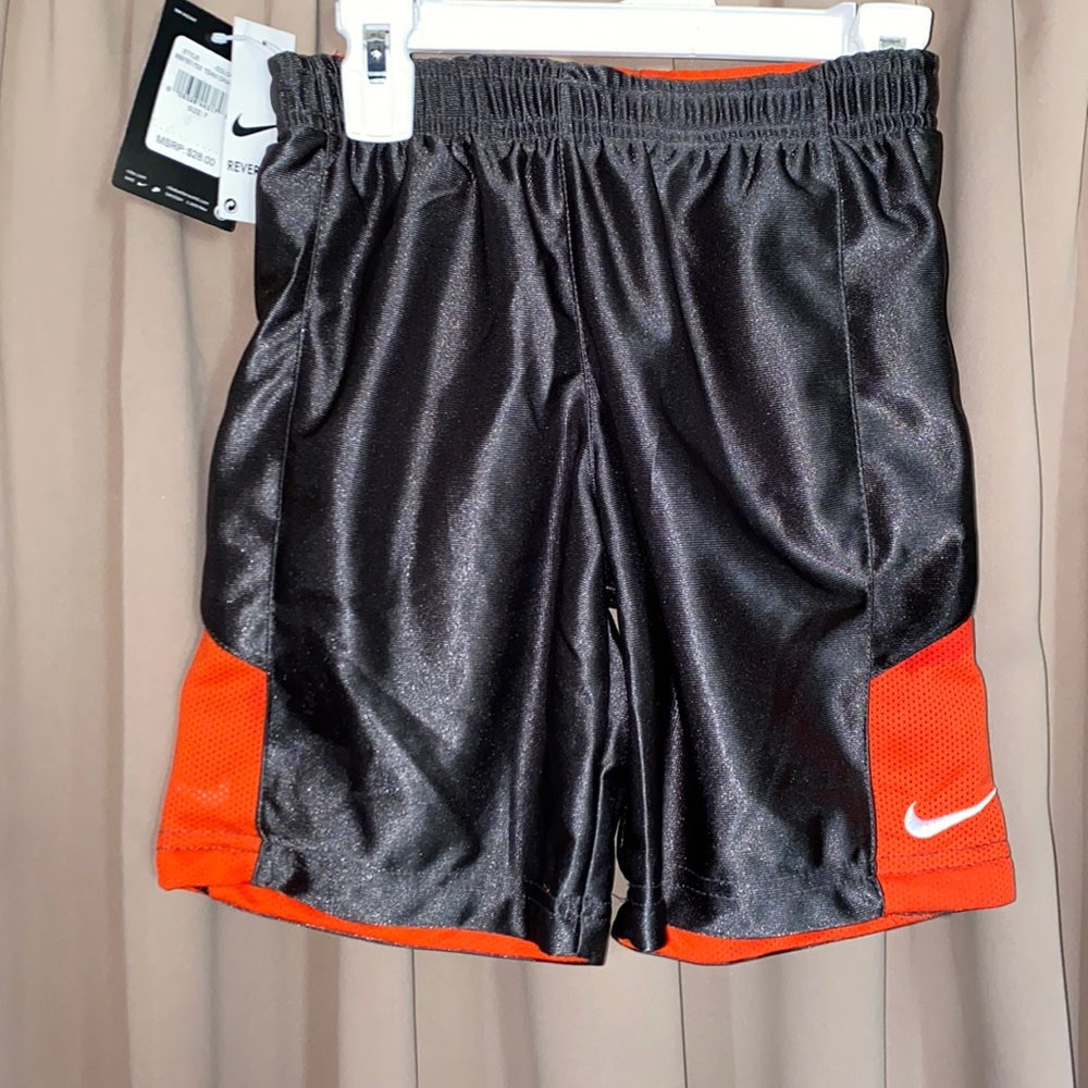 NWT Boys Nike Reversible Shorts